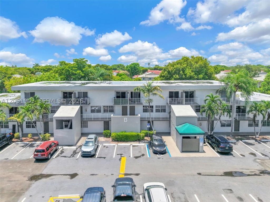 Real estate property located at 7510 152nd Ave B107, Miami-dade, Sunrise At Sunset View, Miami, FL