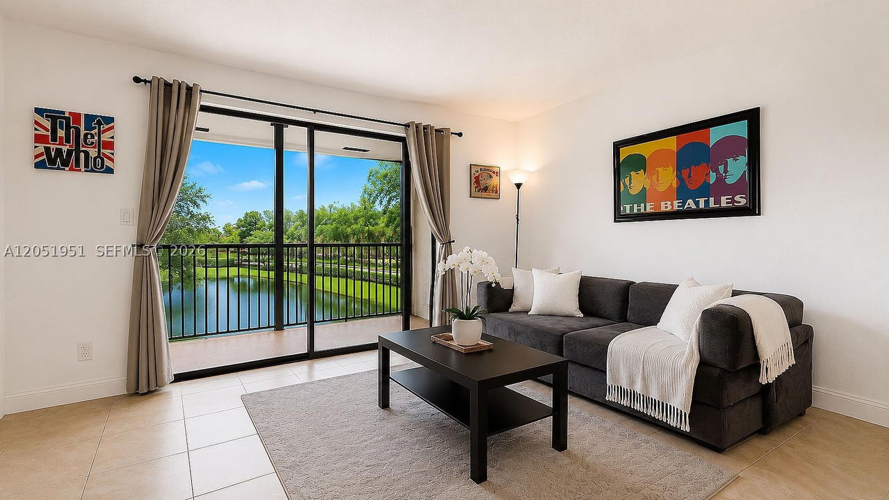 Real estate property located at 15701 Waterside Cir #205, Broward, Waterside Village Three C, Sunrise, FL