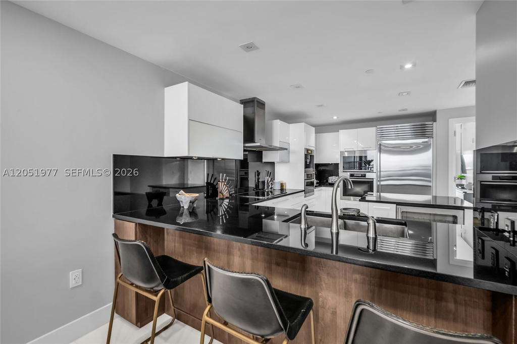 Real estate property located at 17121 Collins Avenue #4205, Miami-dade, Jade Ocean Condo, Sunny Isles Beach, FL
