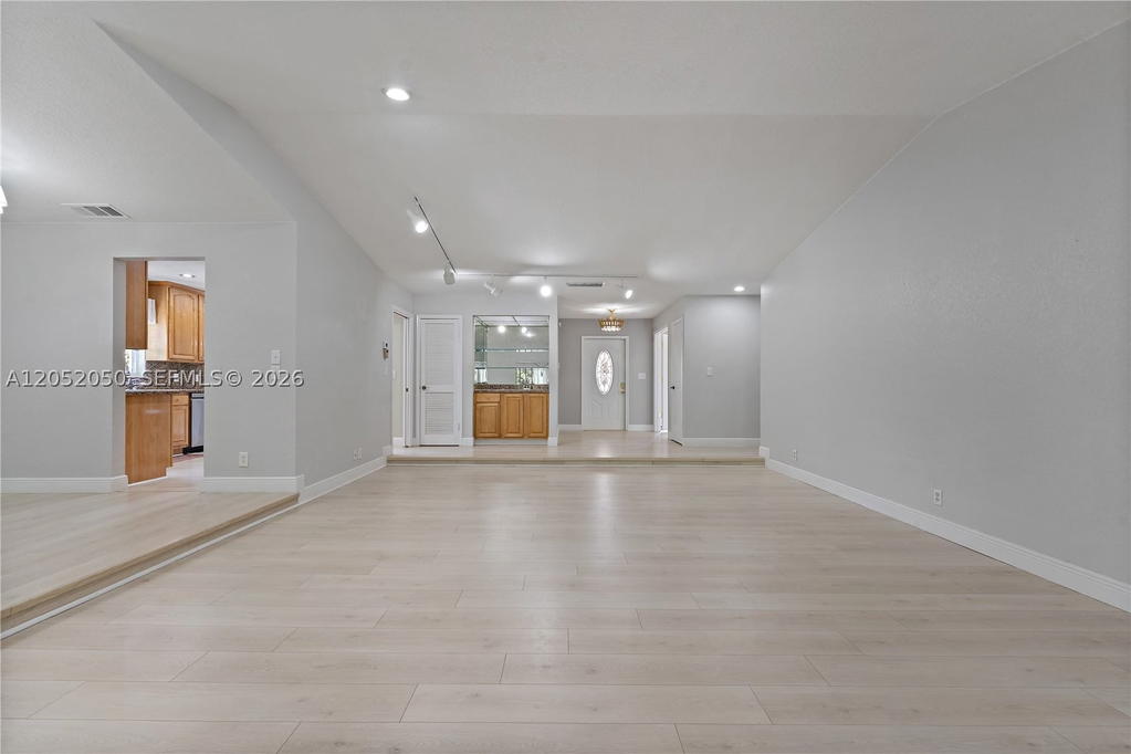 Real estate property located at 6307 Silk Oak Cir, Broward, Woodlands Sec Eight, Tamarac, FL
