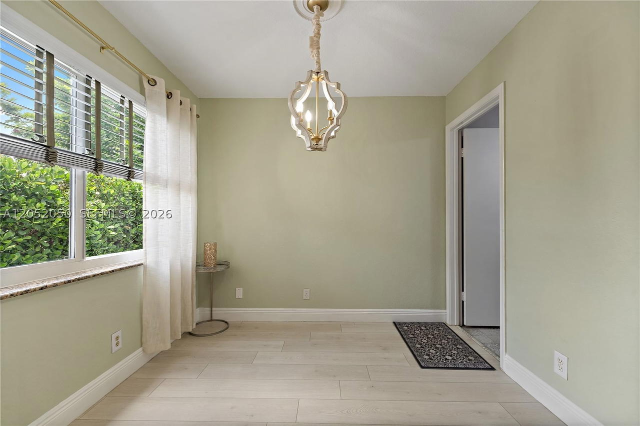 Real estate property located at 6307 Silk Oak Cir, Broward, Woodlands Sec Eight, Tamarac, FL