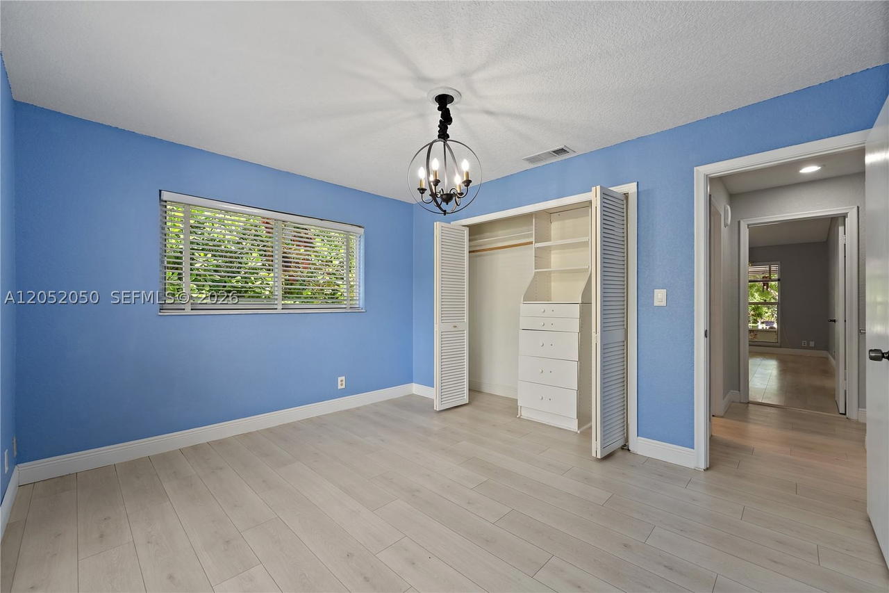 Real estate property located at 6307 Silk Oak Cir, Broward, Woodlands Sec Eight, Tamarac, FL