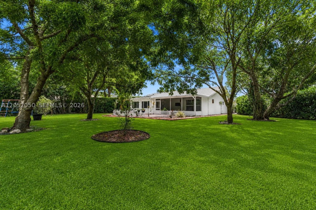 Real estate property located at 6307 Silk Oak Cir, Broward, Woodlands Sec Eight, Tamarac, FL
