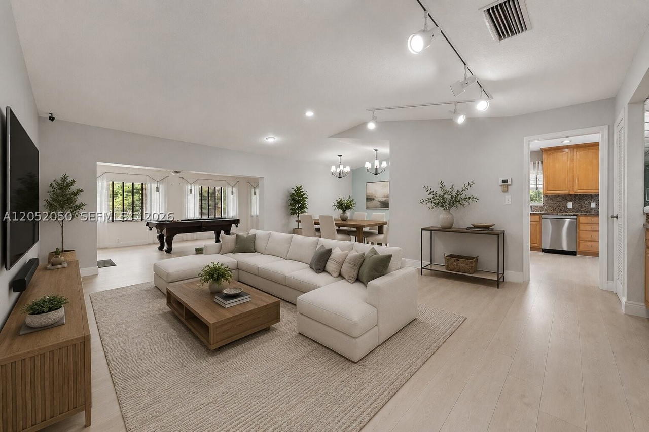 Real estate property located at 6307 Silk Oak Cir, Broward, Woodlands Sec Eight, Tamarac, FL