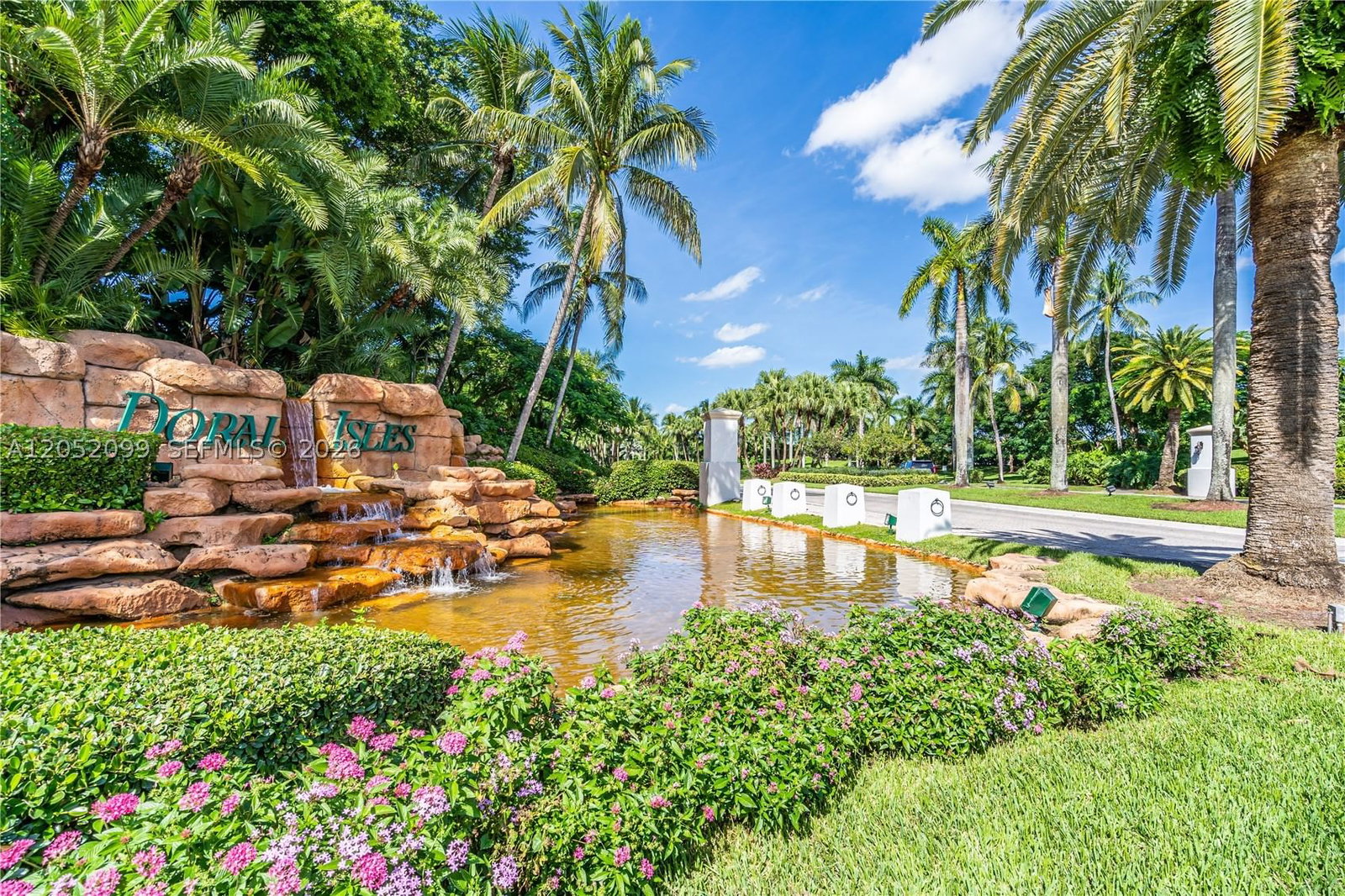Real estate property located at 10700 66th St #407, Miami-dade, Captiva Condo F, Doral, FL