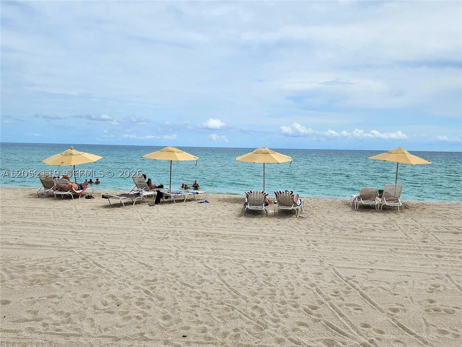 Real estate property located at 3505 Ocean Dr #901, Broward, Alexander Towers Condo, Hollywood, FL