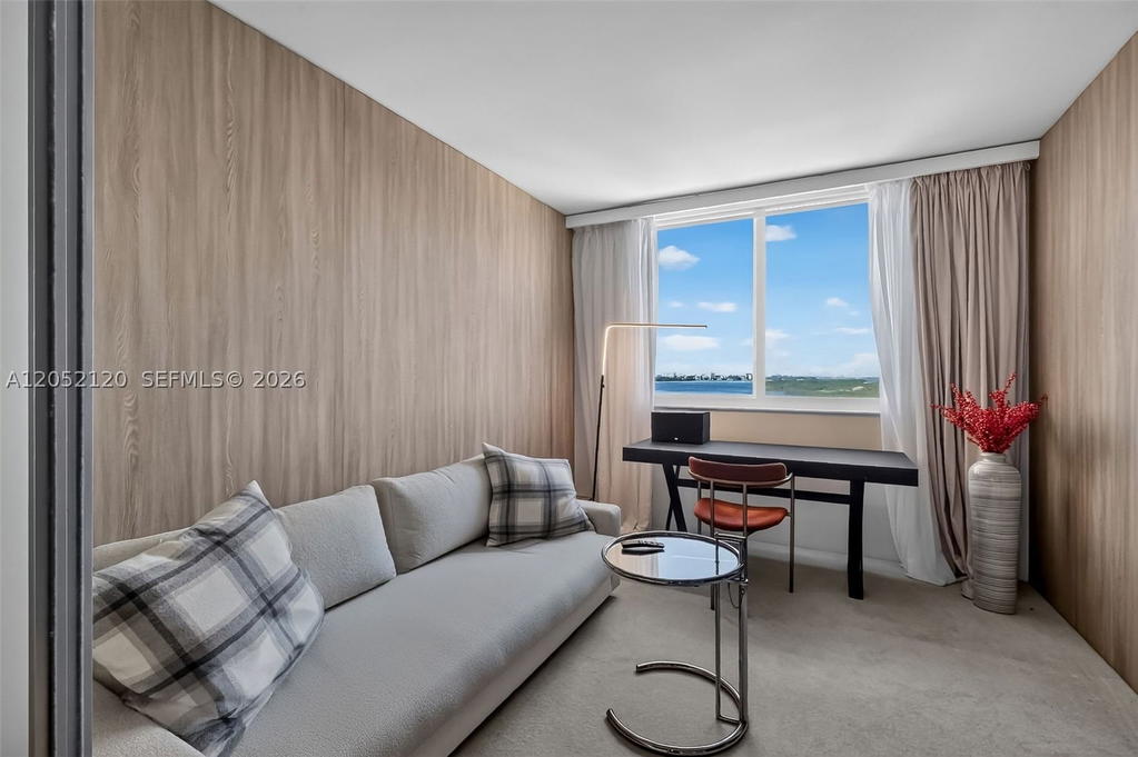 Real estate property located at 300 Bayview Dr #916, Miami-dade, Arlen House Condo, Sunny Isles Beach, FL