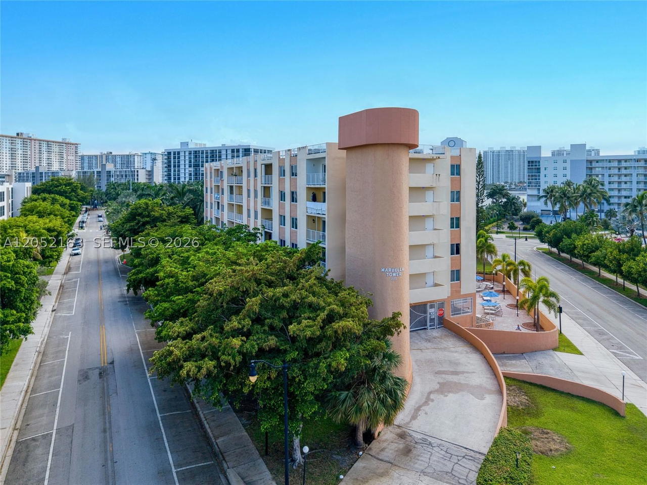Real estate property located at 200 178th Dr #711, Miami-dade, Marbella Tower Condo, Sunny Isles Beach, FL