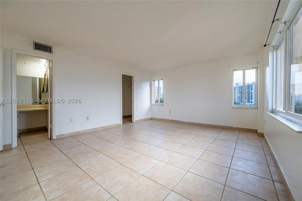 Real estate property located at 200 178th Dr #711, Miami-dade, Marbella Tower Condo, Sunny Isles Beach, FL