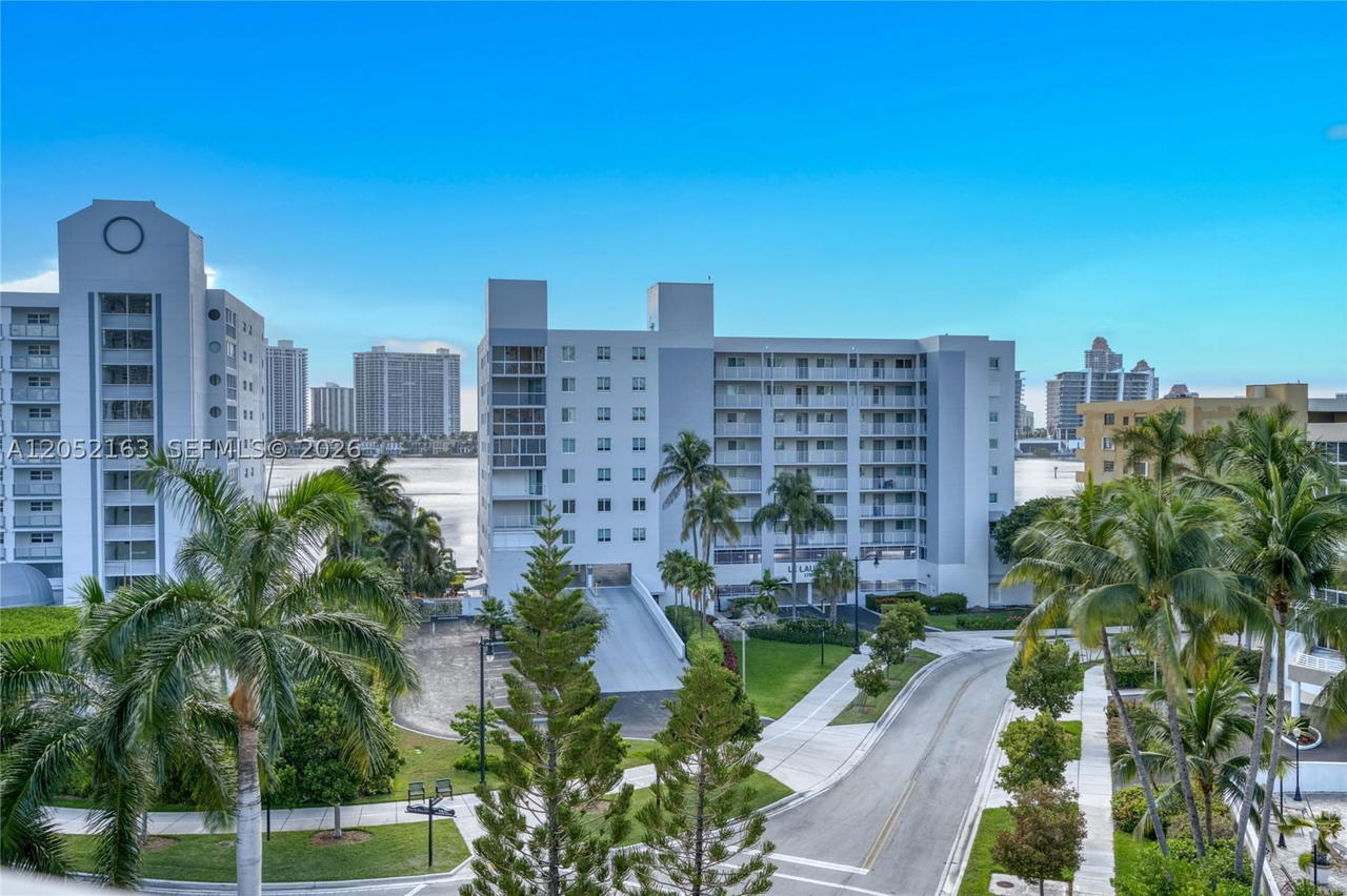 Real estate property located at 200 178th Dr #711, Miami-dade, Marbella Tower Condo, Sunny Isles Beach, FL
