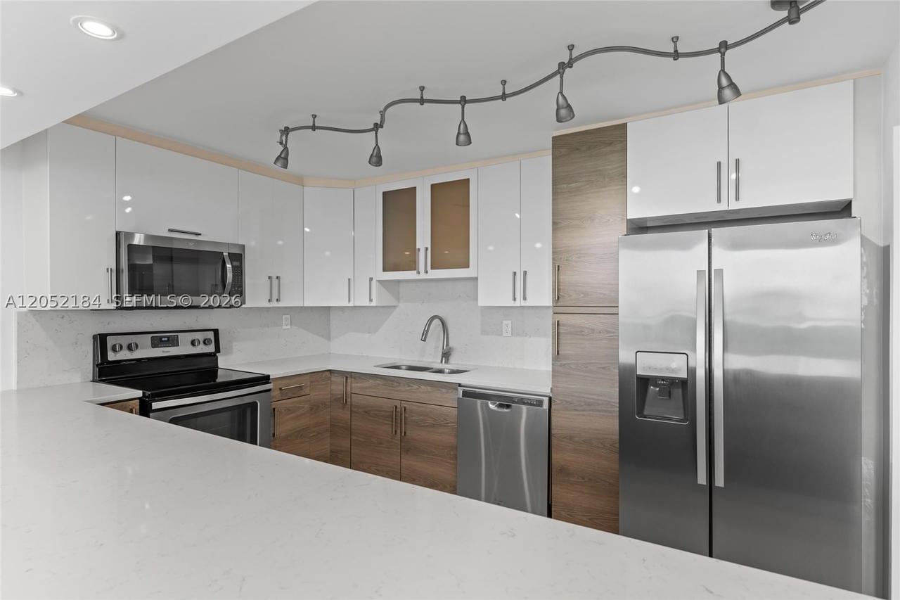 Real estate property located at 7135 Collins Ave #1535, Miami-dade, Burleigh House Condo, Miami Beach, FL