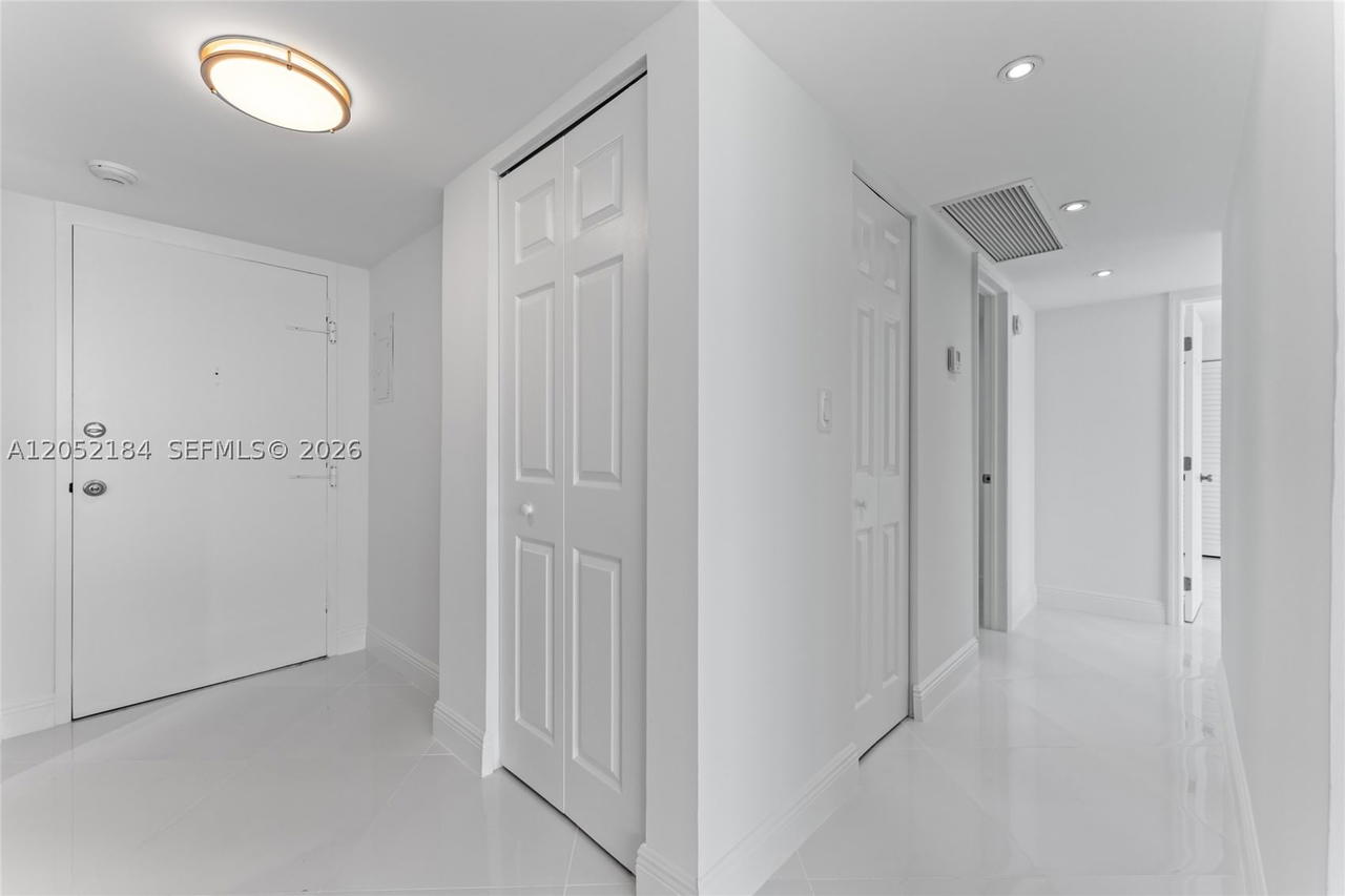 Real estate property located at 7135 Collins Ave #1535, Miami-dade, Burleigh House Condo, Miami Beach, FL