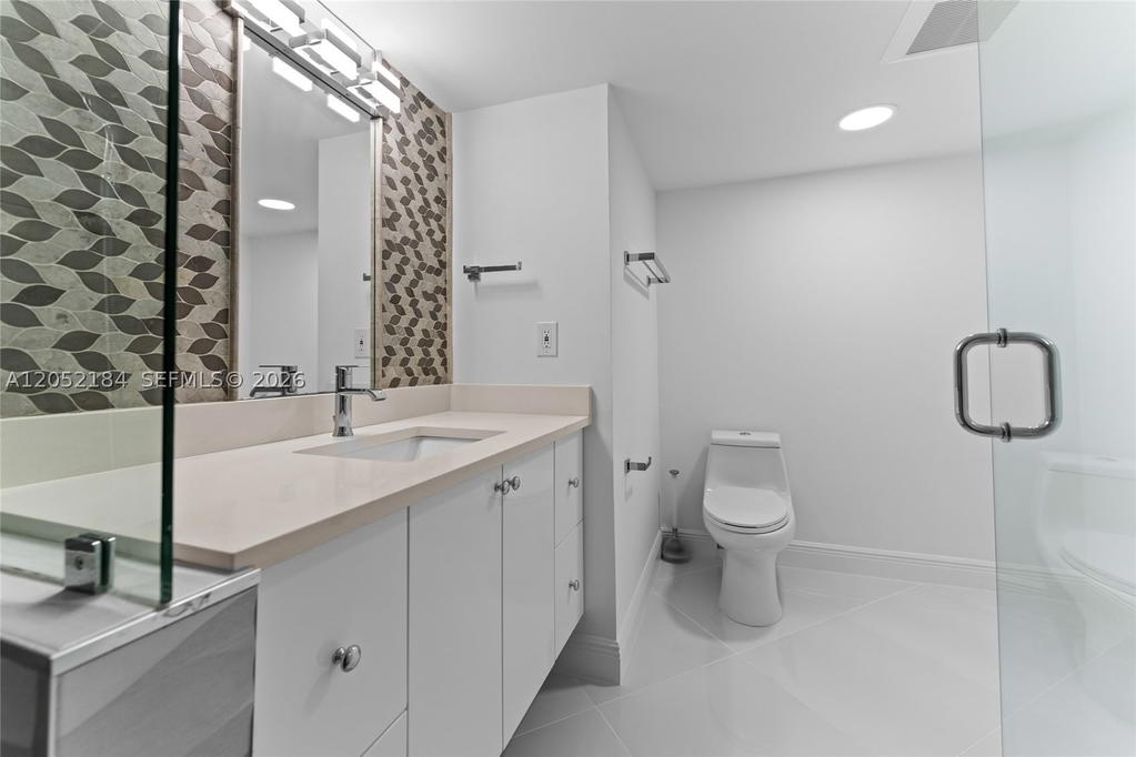 Real estate property located at 7135 Collins Ave #1535, Miami-dade, Burleigh House Condo, Miami Beach, FL