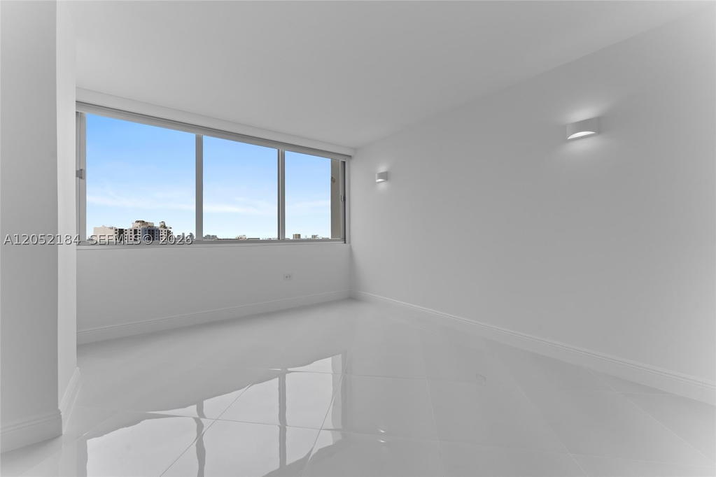 Real estate property located at 7135 Collins Ave #1535, Miami-dade, Burleigh House Condo, Miami Beach, FL