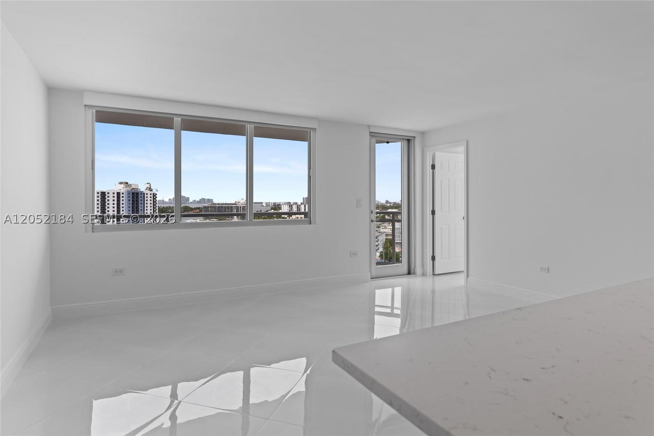 Real estate property located at 7135 Collins Ave #1535, Miami-dade, Burleigh House Condo, Miami Beach, FL