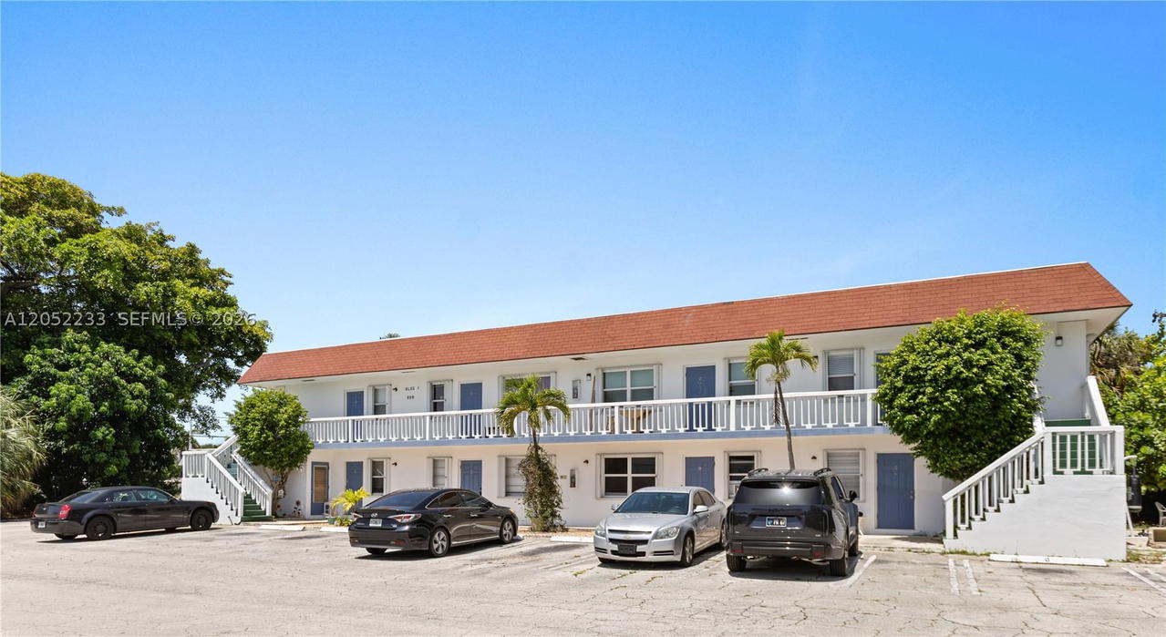 Real estate property located at 609 6th Ct C, Palm Beach, Harbour Hall Condos, Boynton Beach, FL