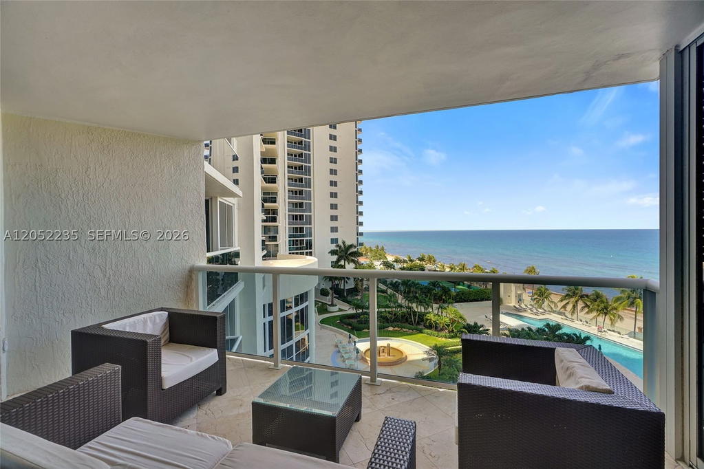 Real estate property located at 19111 Collins Ave #607, Miami-dade, Ocean Two Condo, Sunny Isles Beach, FL