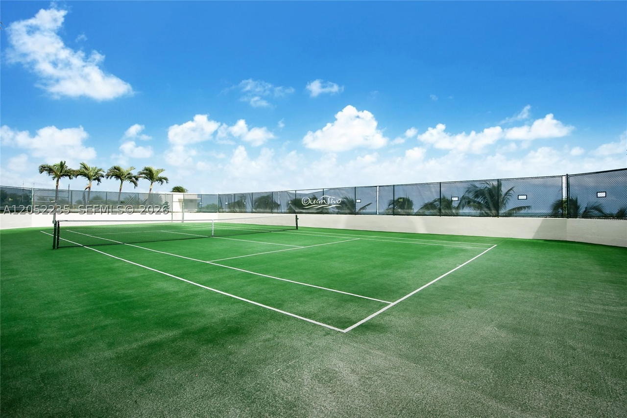 Real estate property located at 19111 Collins Ave #607, Miami-dade, Ocean Two Condo, Sunny Isles Beach, FL