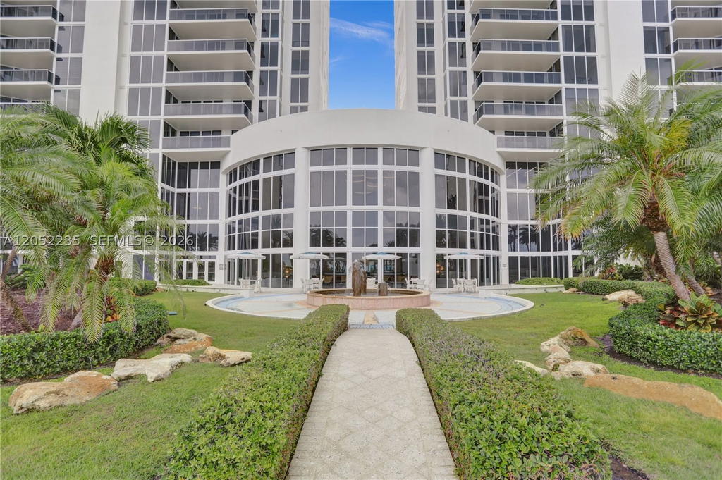 Real estate property located at 19111 Collins Ave #607, Miami-dade, Ocean Two Condo, Sunny Isles Beach, FL