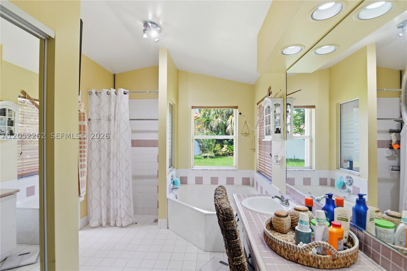 Real estate property located at 13341 19th St, Broward, Flamingo Estates, Miramar, FL