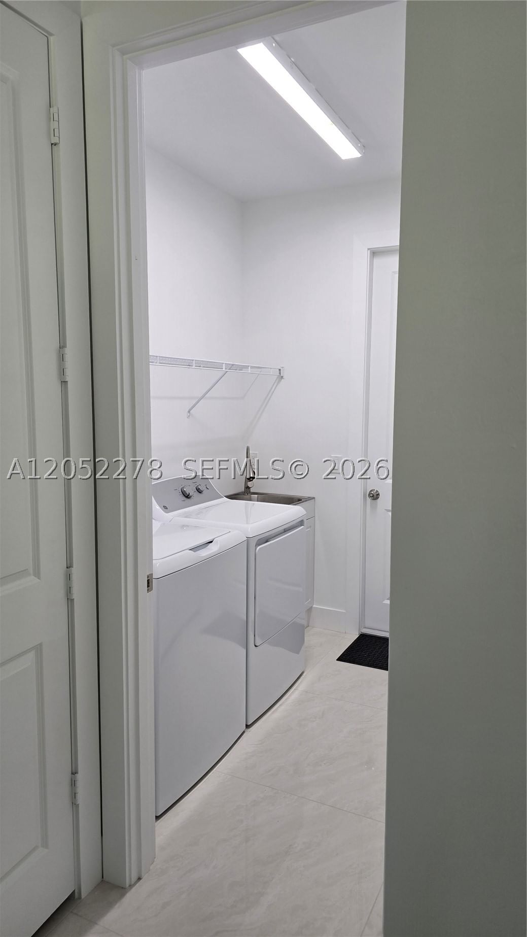 Real estate property located at 728 LaPlata Ave, Lee, Mirror Lakes, Lehigh Acres, FL