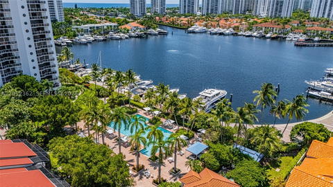 Real estate property located at 3598 Yacht Club Dr #601+DEN, Miami-dade, Harbor Tws At The Waterwa, Aventura, FL