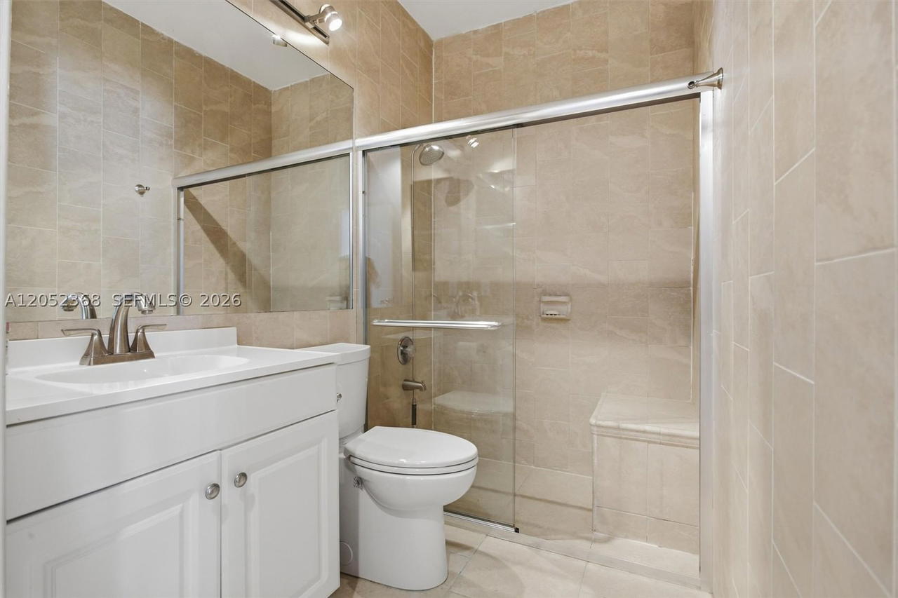 Real estate property located at 3722 208th Ter, Miami-dade, Island Way, Aventura, FL