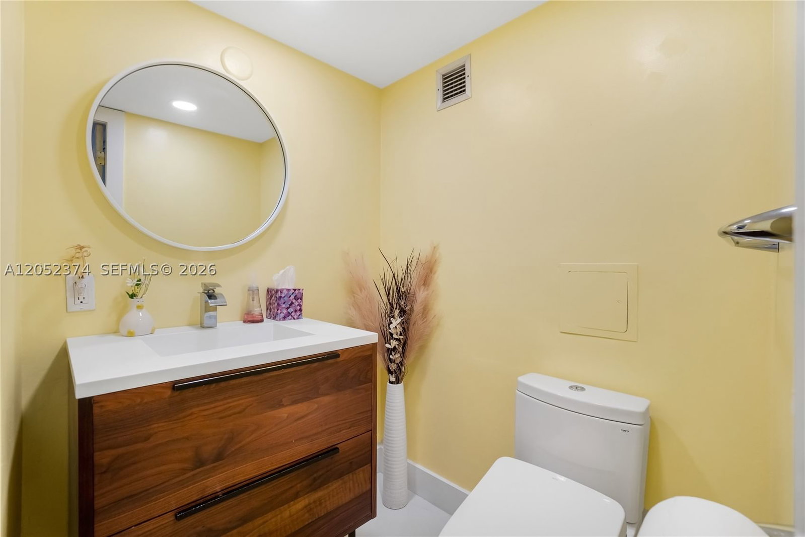 Real estate property located at 4100 Galt Ocean Dr #404, Broward, Galleon Condo, Fort Lauderdale, FL