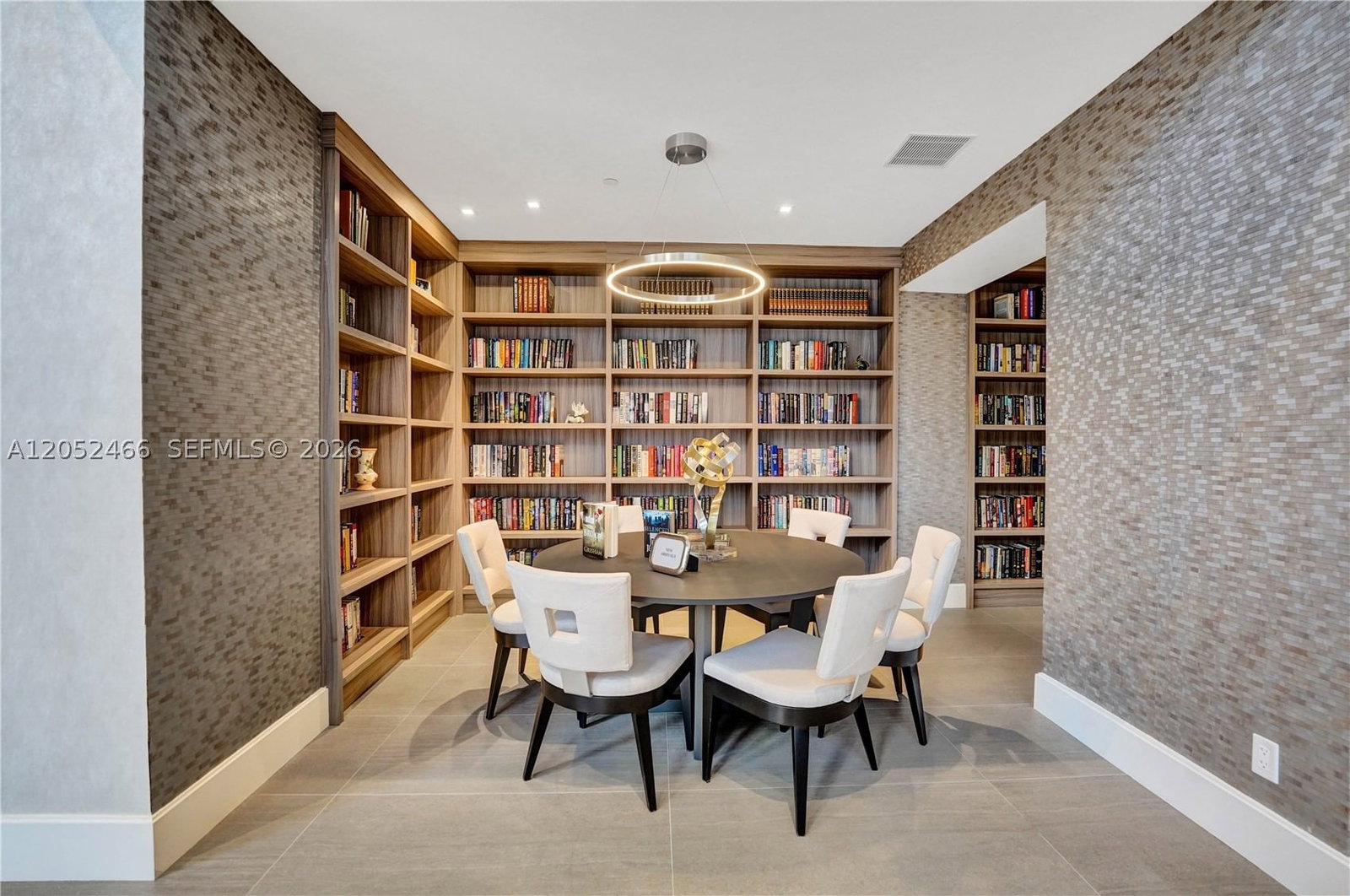 Real estate property located at 21150 Point Pl #805, Miami-dade, Atlantic Ii At The Point, Aventura, FL