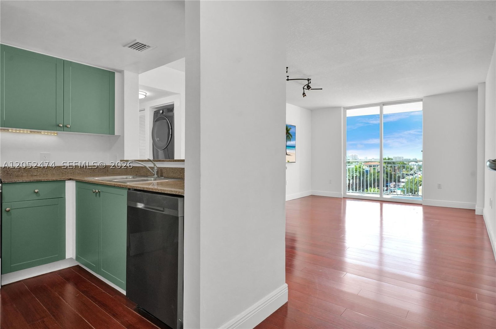 Real estate property located at 60 37th Ave #608, Miami-dade, Douglas Place Condo, Miami, FL