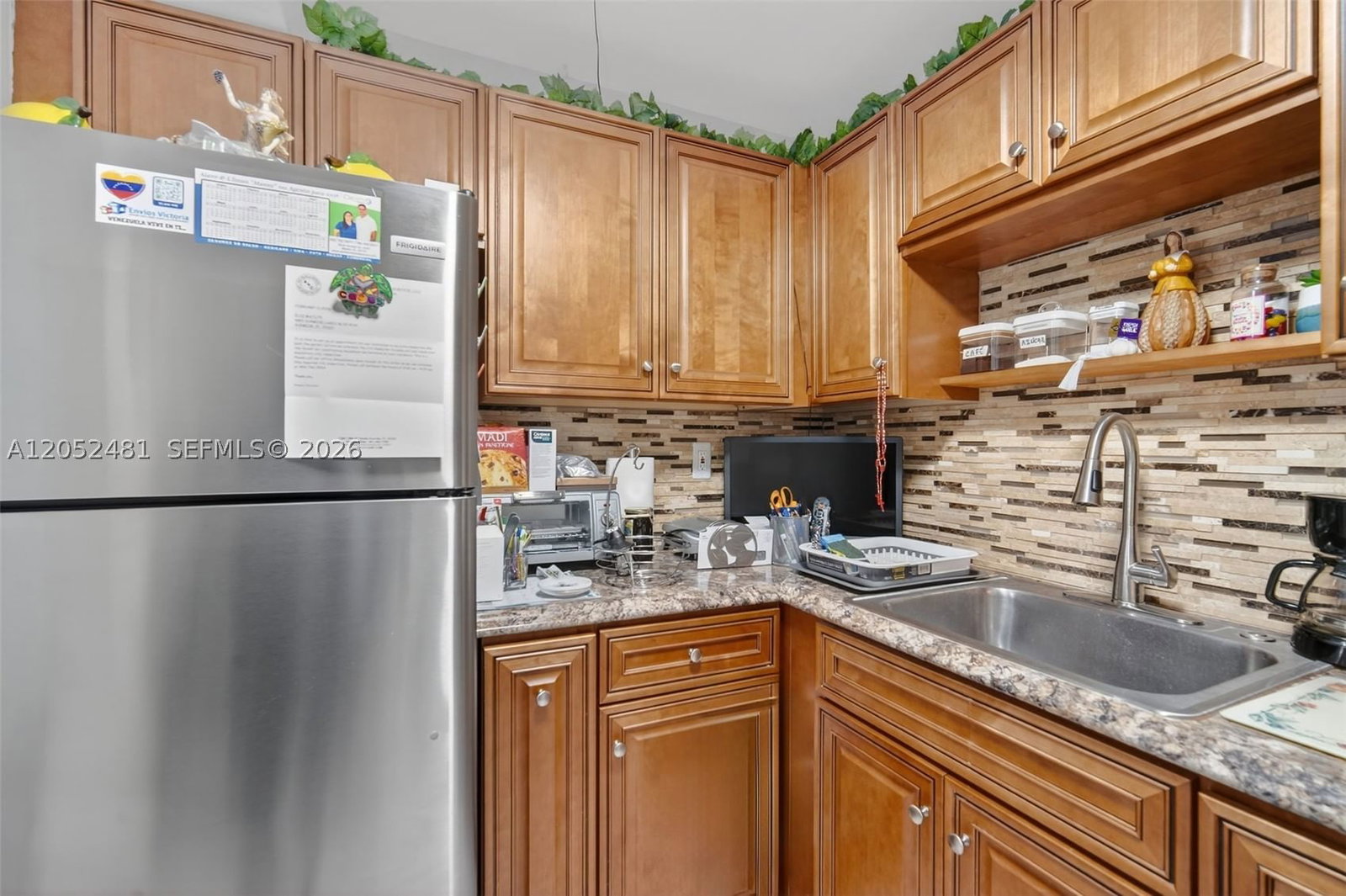 Real estate property located at 8851 Sunrise Lakes Blvd #116, Broward, Sunrise Lakes 76 Condo, Sunrise, FL