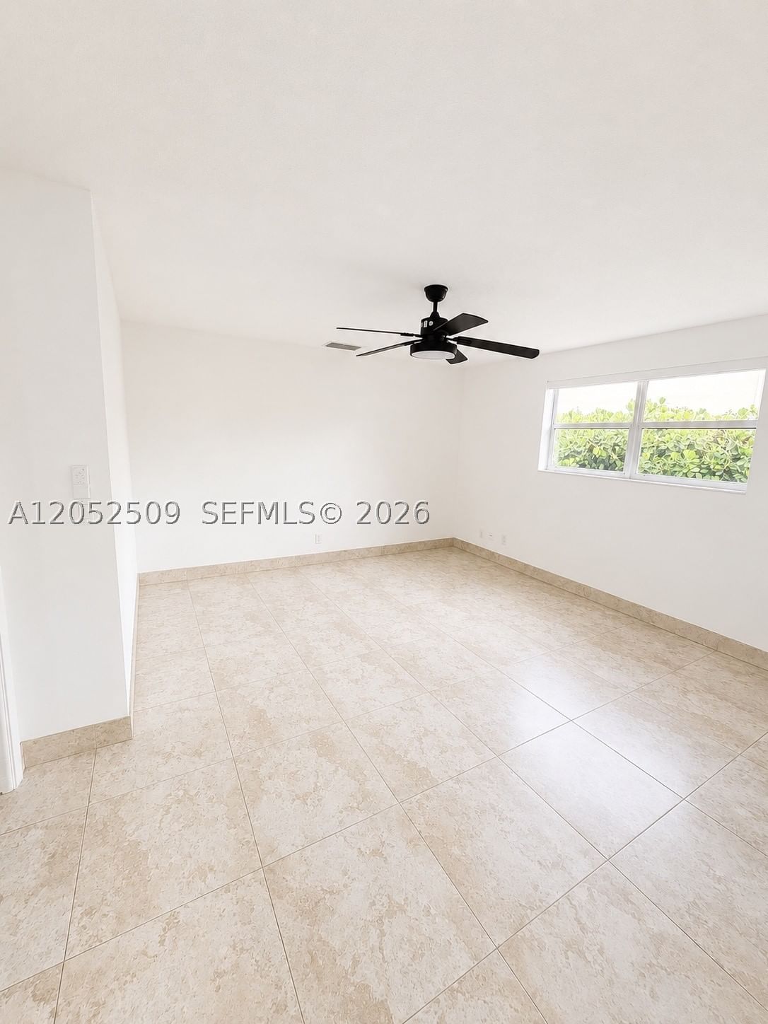 Real estate property located at 3710 54th Ave, Broward, Emerald Hills, Hollywood, FL