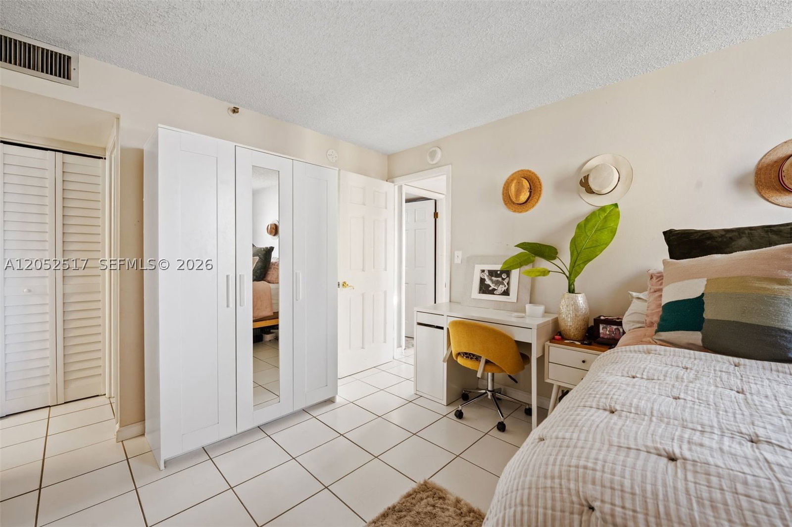 Real estate property located at 2555 Collins Ave #1002, Miami-dade, Club Atlantis Condo, Miami Beach, FL