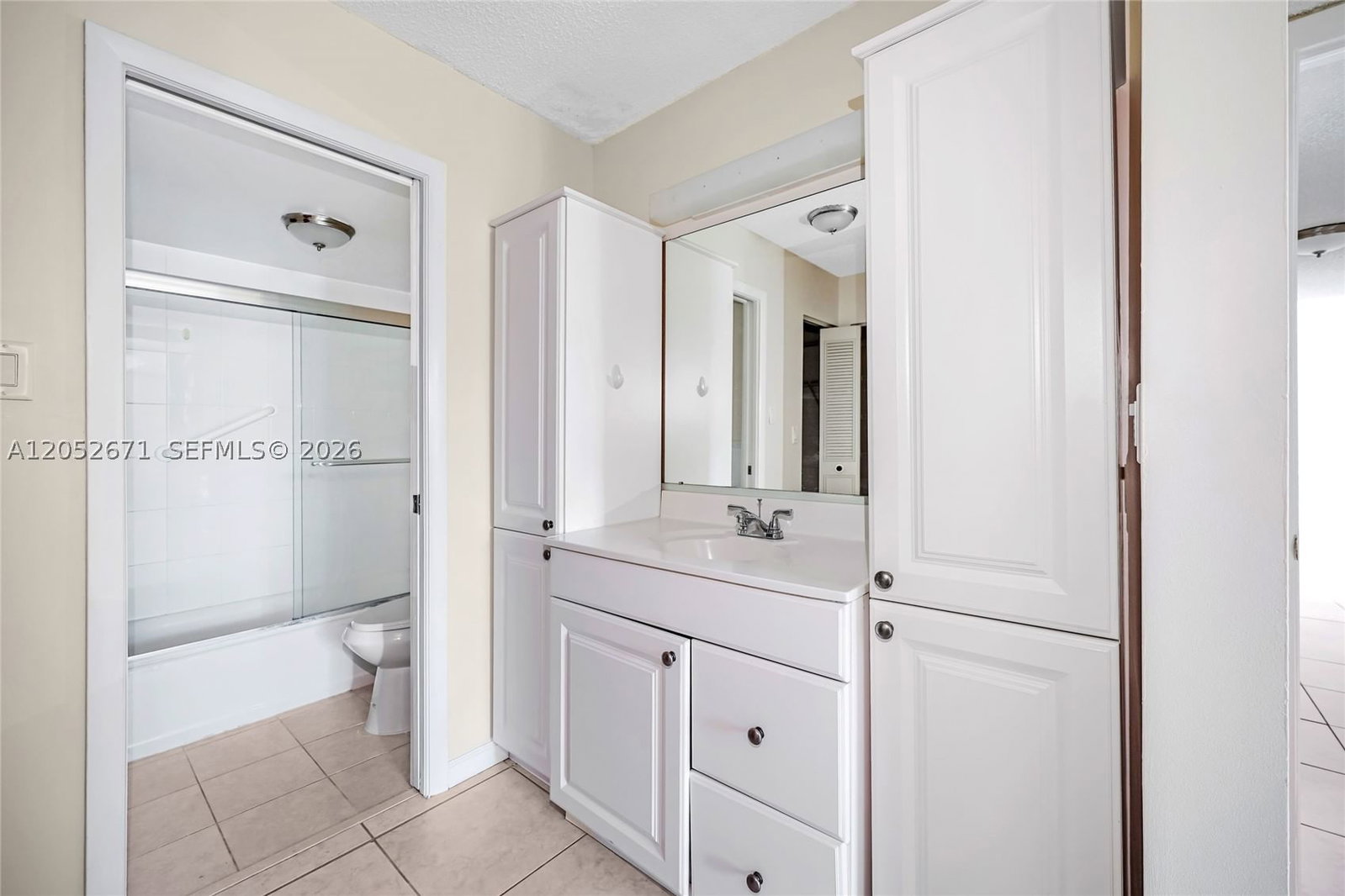 Real estate property located at 6861 147th Ave #3G, Miami-dade, Sovereigns Condo, Miami, FL