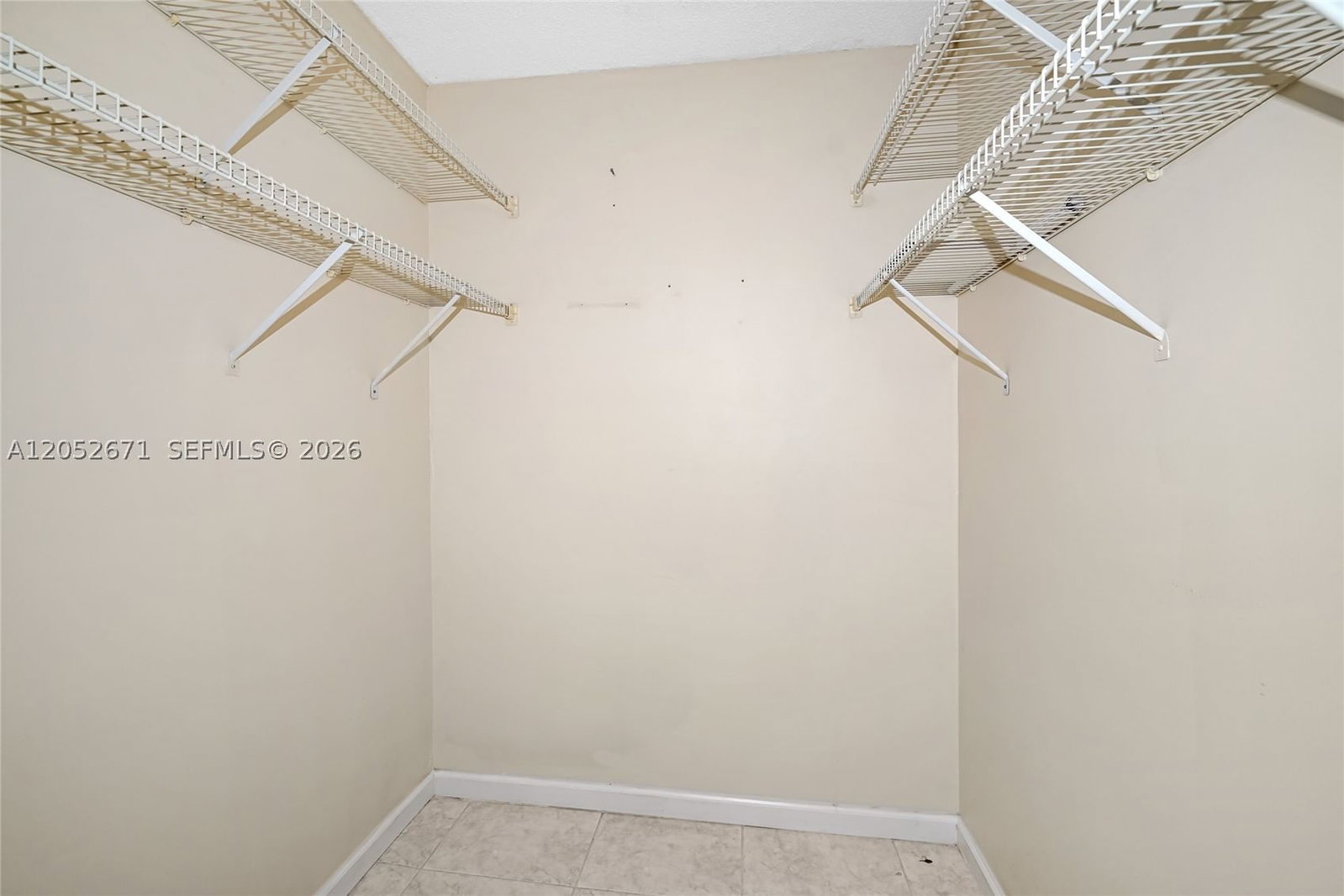 Real estate property located at 6861 147th Ave #3G, Miami-dade, Sovereigns Condo, Miami, FL