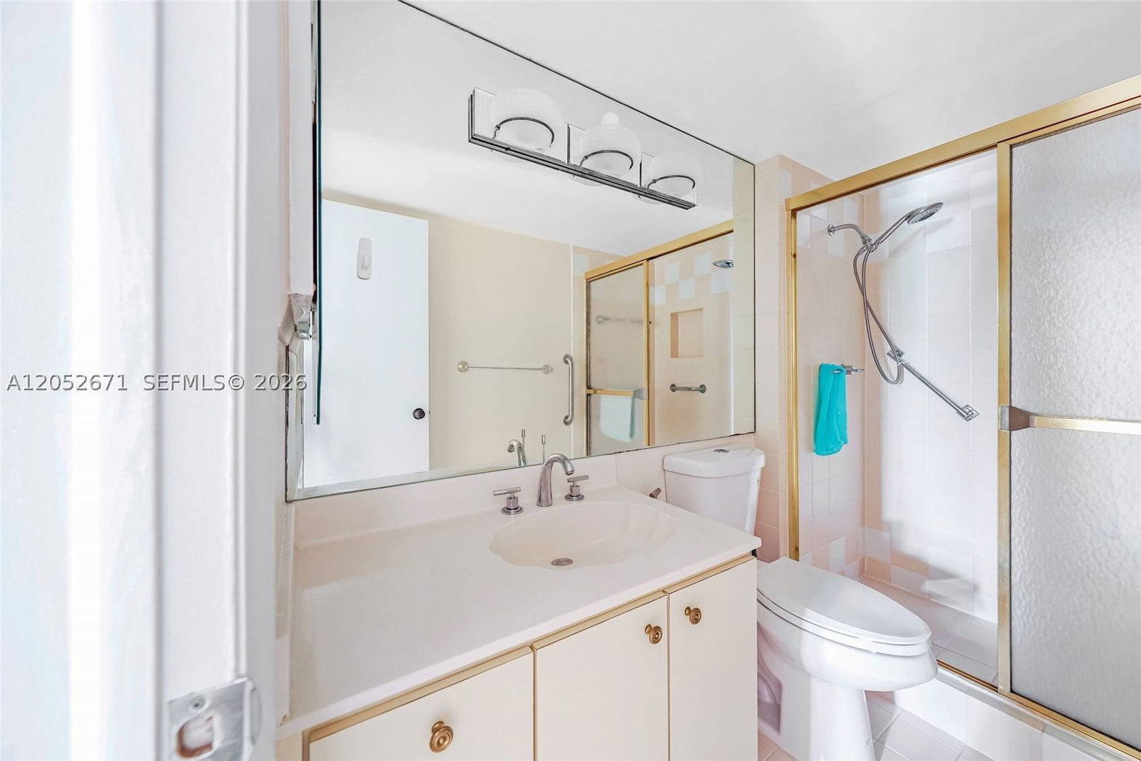Real estate property located at 6861 147th Ave #3G, Miami-dade, Sovereigns Condo, Miami, FL
