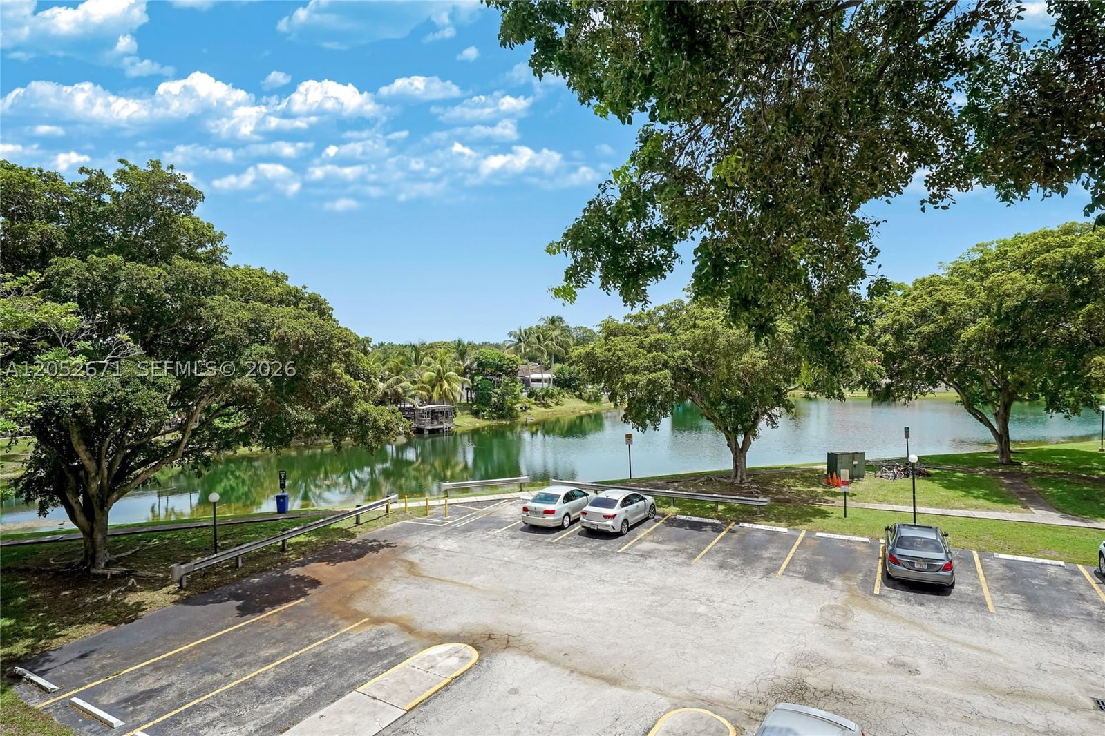 Real estate property located at 6861 147th Ave #3G, Miami-dade, Sovereigns Condo, Miami, FL
