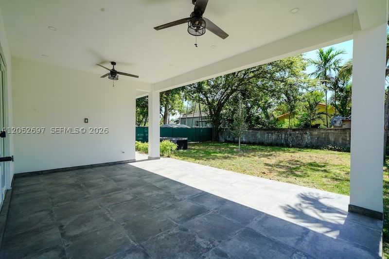 Real estate property located at 112 24th Ct, Miami-dade, Glenroyal Sub, Miami, FL