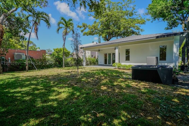Real estate property located at 112 24th Ct, Miami-dade, Glenroyal Sub, Miami, FL