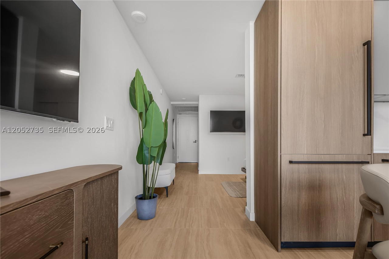 Real estate property located at 580 72nd St #1005, Miami-dade, 72 Park, Miami Beach, FL