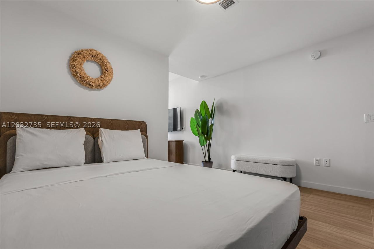 Real estate property located at 580 72nd St #1005, Miami-dade, 72 Park, Miami Beach, FL