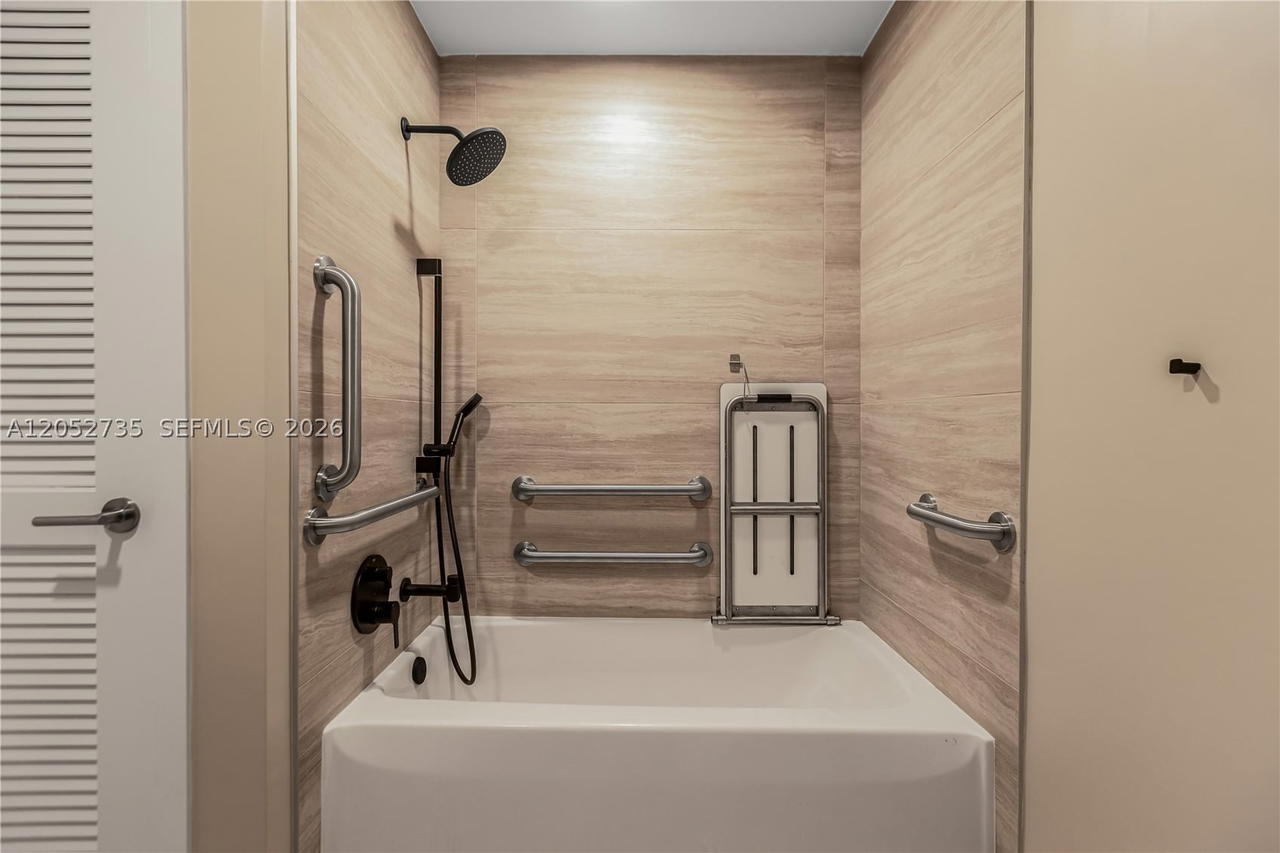 Real estate property located at 580 72nd St #1005, Miami-dade, 72 Park, Miami Beach, FL
