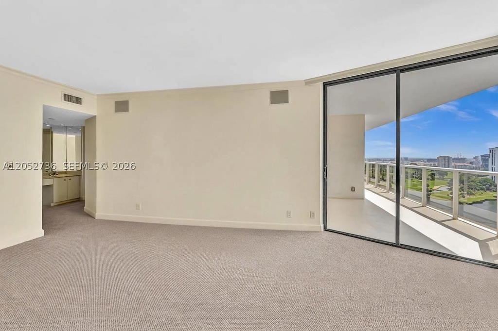 Real estate property located at 20281 Country Club Dr #1907, Miami-dade, Hamptons West Condo, Aventura, FL