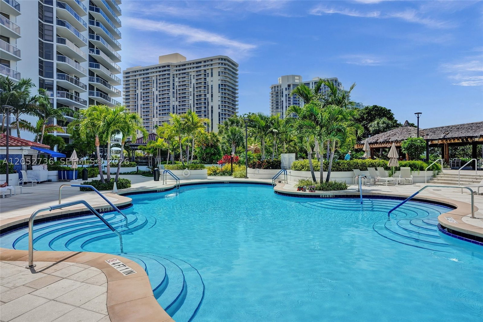 Real estate property located at 20281 Country Club Dr #1907, Miami-dade, Hamptons West Condo, Aventura, FL