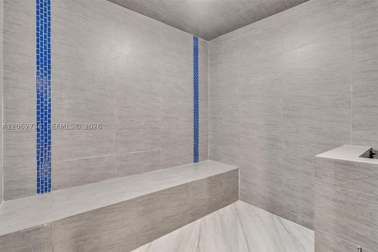 Real estate property located at 20281 Country Club Dr #1907, Miami-dade, Hamptons West Condo, Aventura, FL