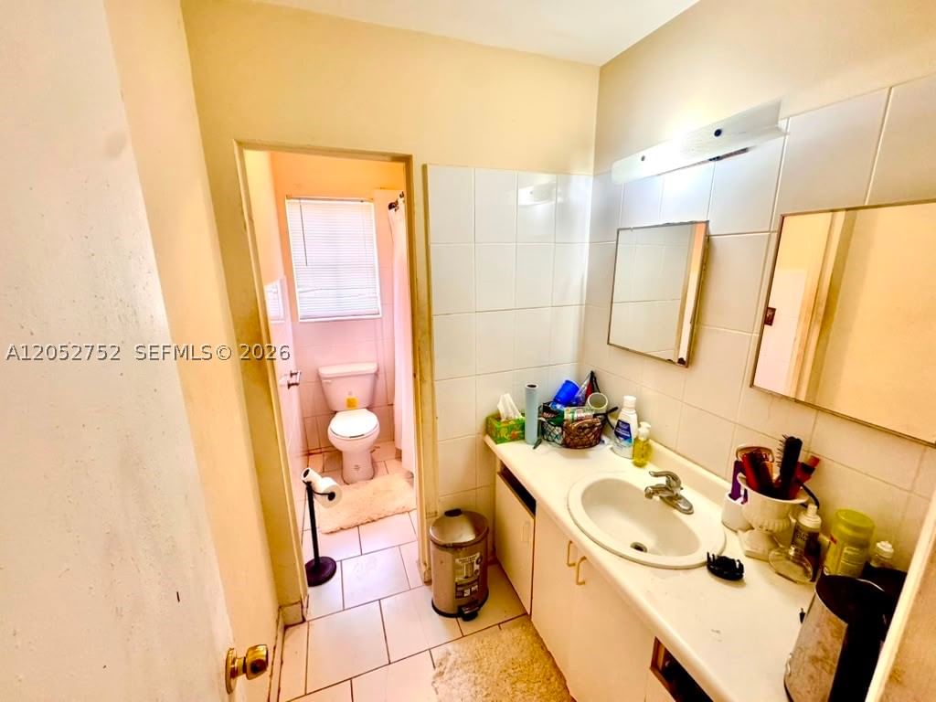 Real estate property located at 1201 51st Ave, Broward, Flair Sub No 2, Lauderhill, FL