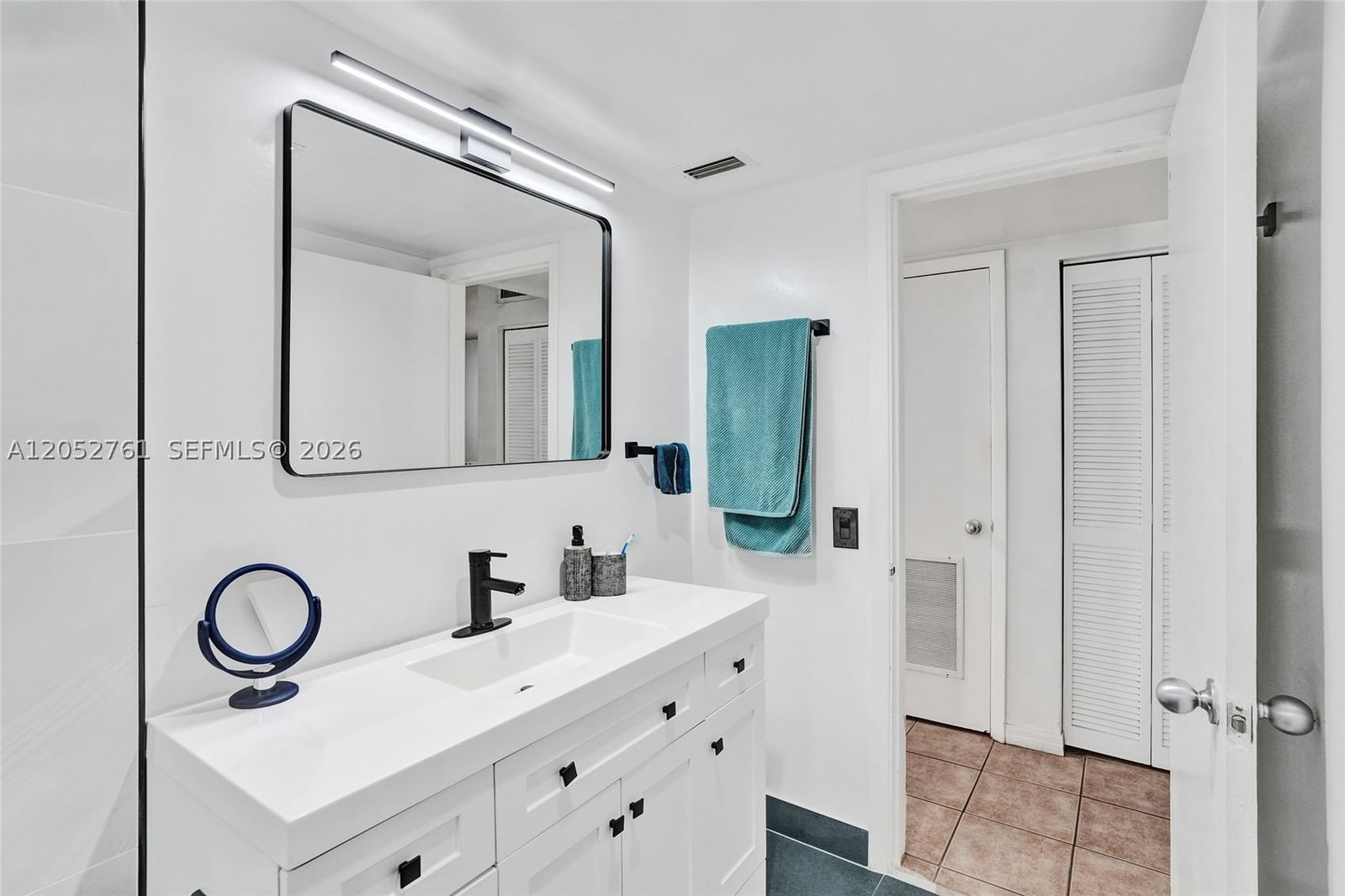 Real estate property located at 7430 Miami Lakes Dr E107, Miami-dade, Villas Of Miami Lakes Con, Miami Lakes, FL