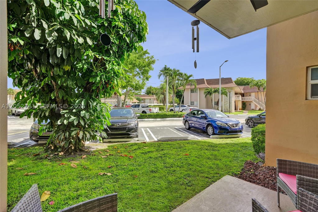 Real estate property located at 7430 Miami Lakes Dr E107, Miami-dade, Villas Of Miami Lakes Con, Miami Lakes, FL