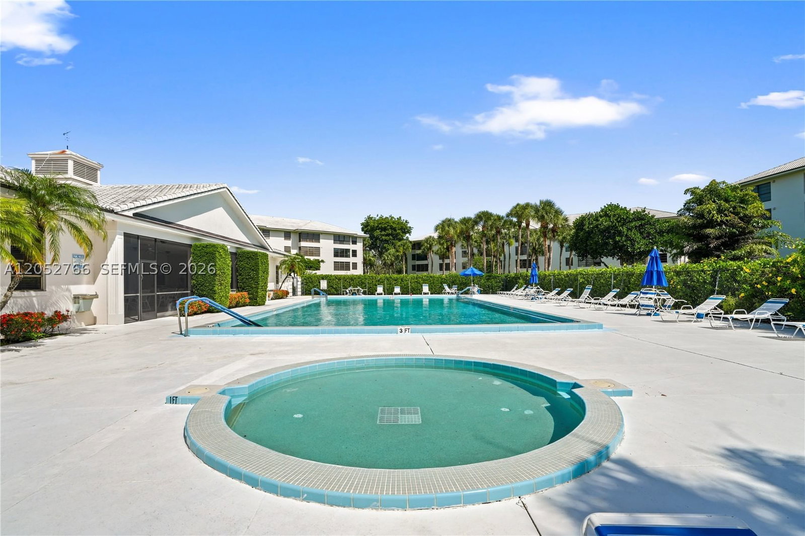Real estate property located at 3516 Whitehall Dr #301, Palm Beach, Whitehall Condos, West Palm Beach, FL