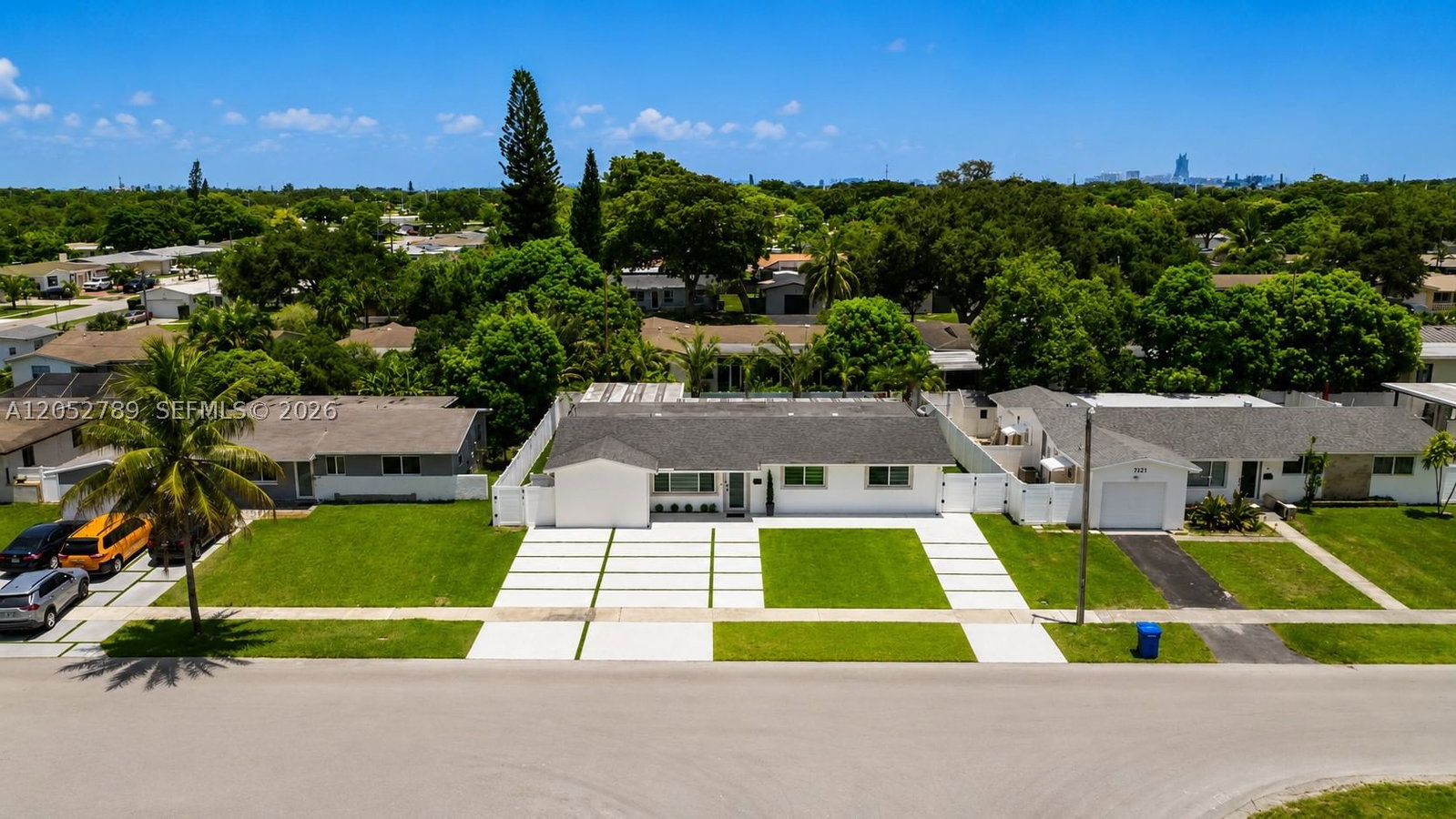 Real estate property located at 7131 6th St, Broward, Boulevard Park, Pembroke Pines, FL